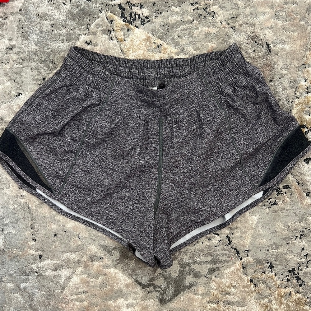 Grey LuluLemon Hotty Hot Short, 2.5 length. Size 6!